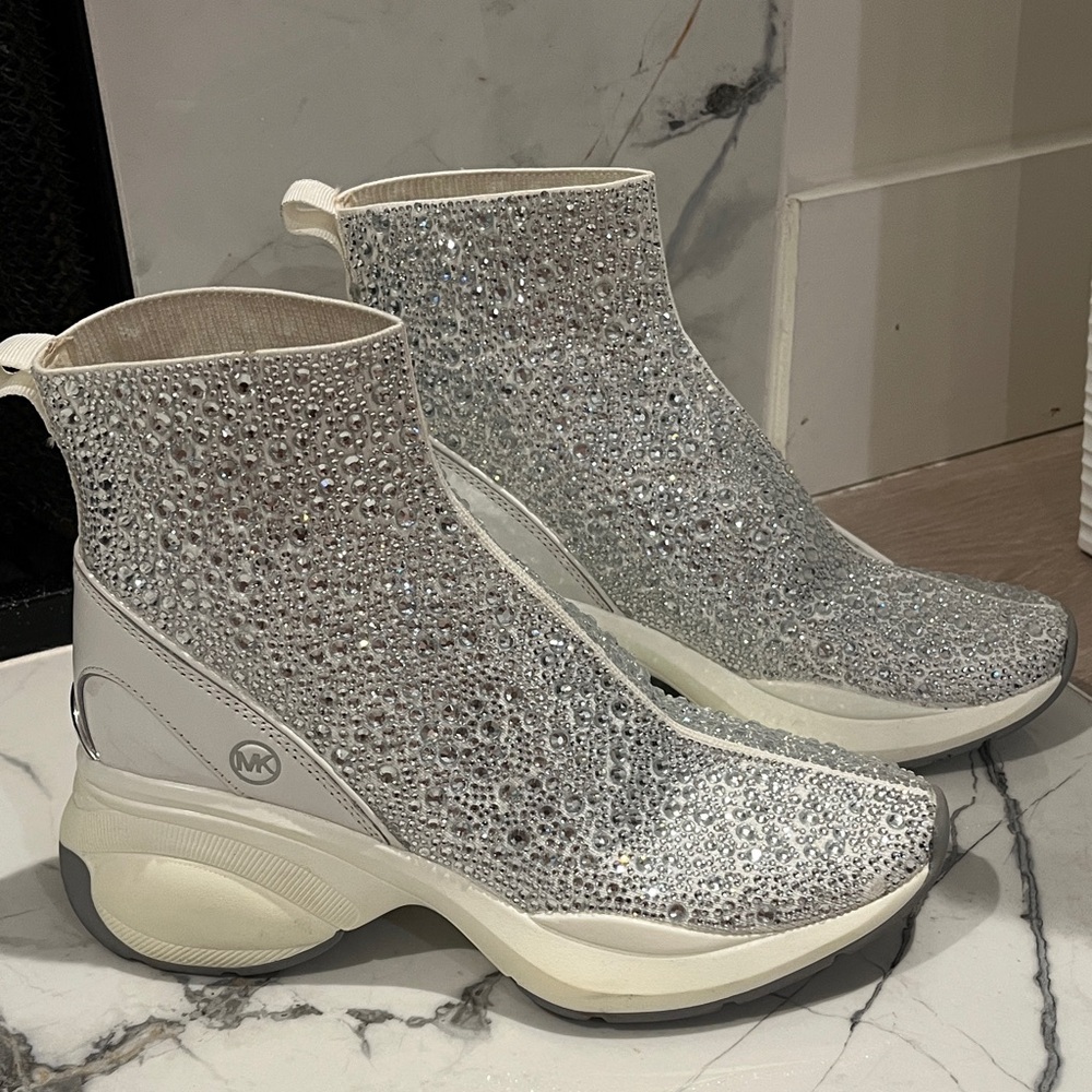 Michael Kors Silver Glitter Women's Shoes
